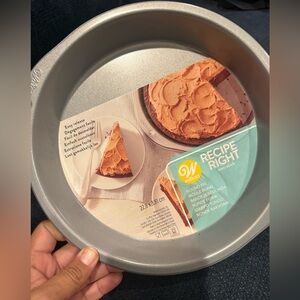 Wilton Silver Round Cake Pan 9‎ inch